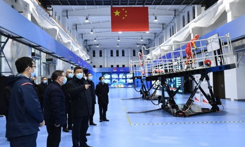 Conscientiously Performing Duties and Actively Offering Suggestions: A Brief Account of the Arrival of Aba Prefecture's People's Congress Deputies in Beijing for the Translation of the Session